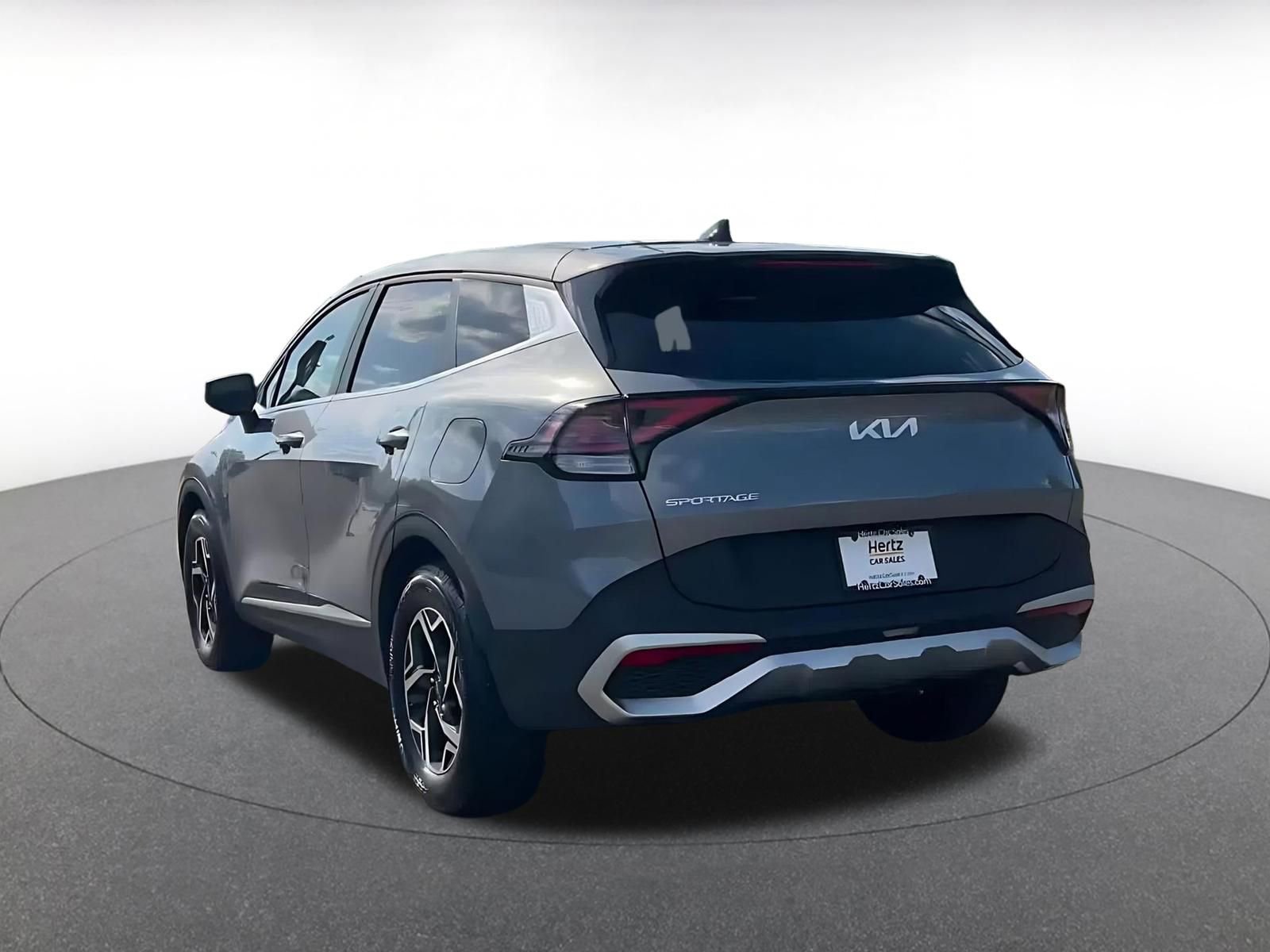 Used 2025 Kia Sportage LX FWD image 11