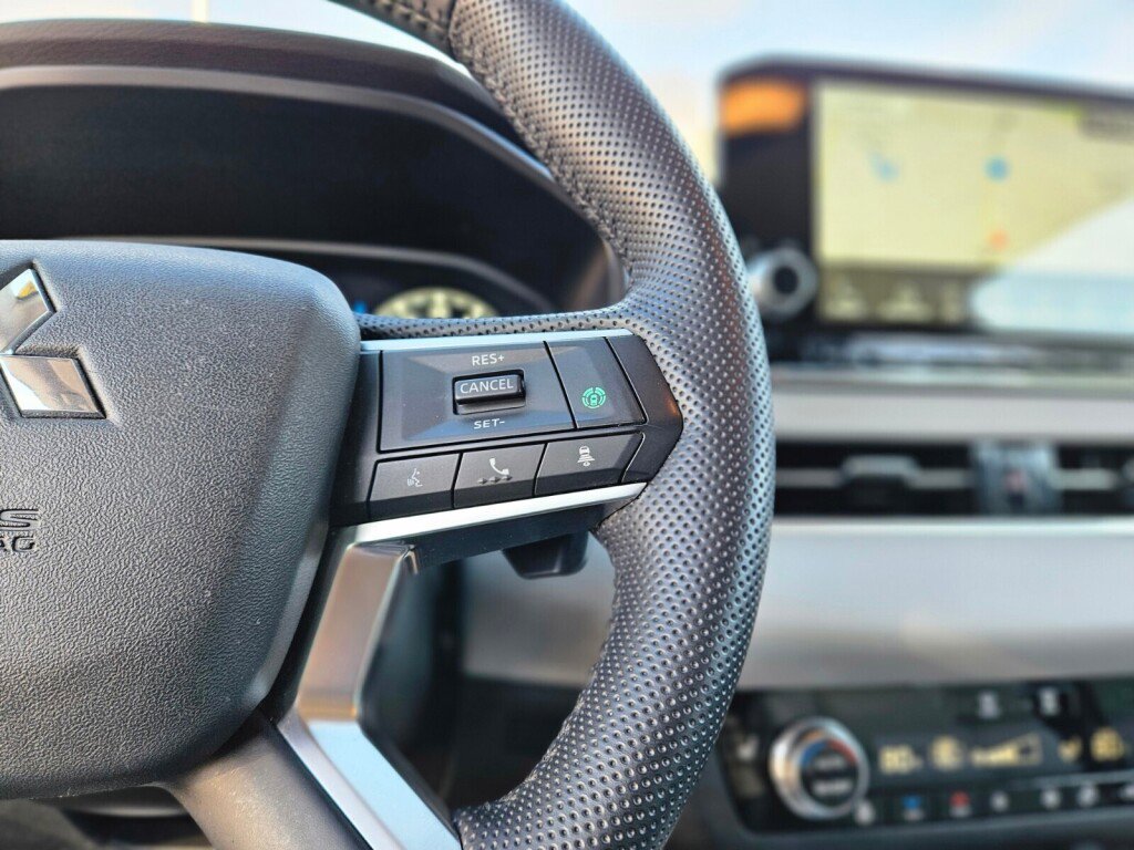 Used 2023 Mitsubishi Outlander SEL image 26