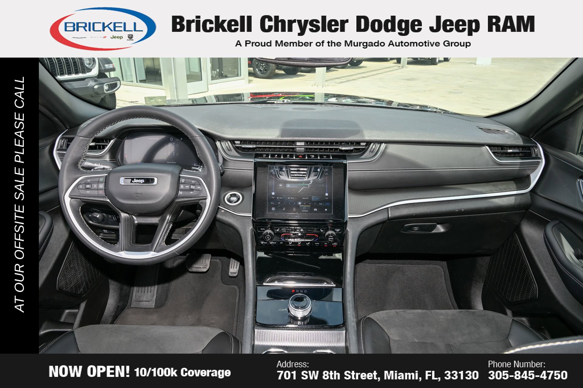 Used 2024 Jeep Grand Cherokee Altitude AWD/4WD image 19