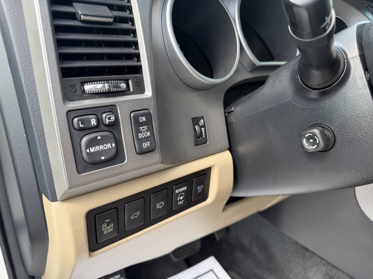 Used 2014 Toyota Sequoia Platinum AWD/4WD image 13