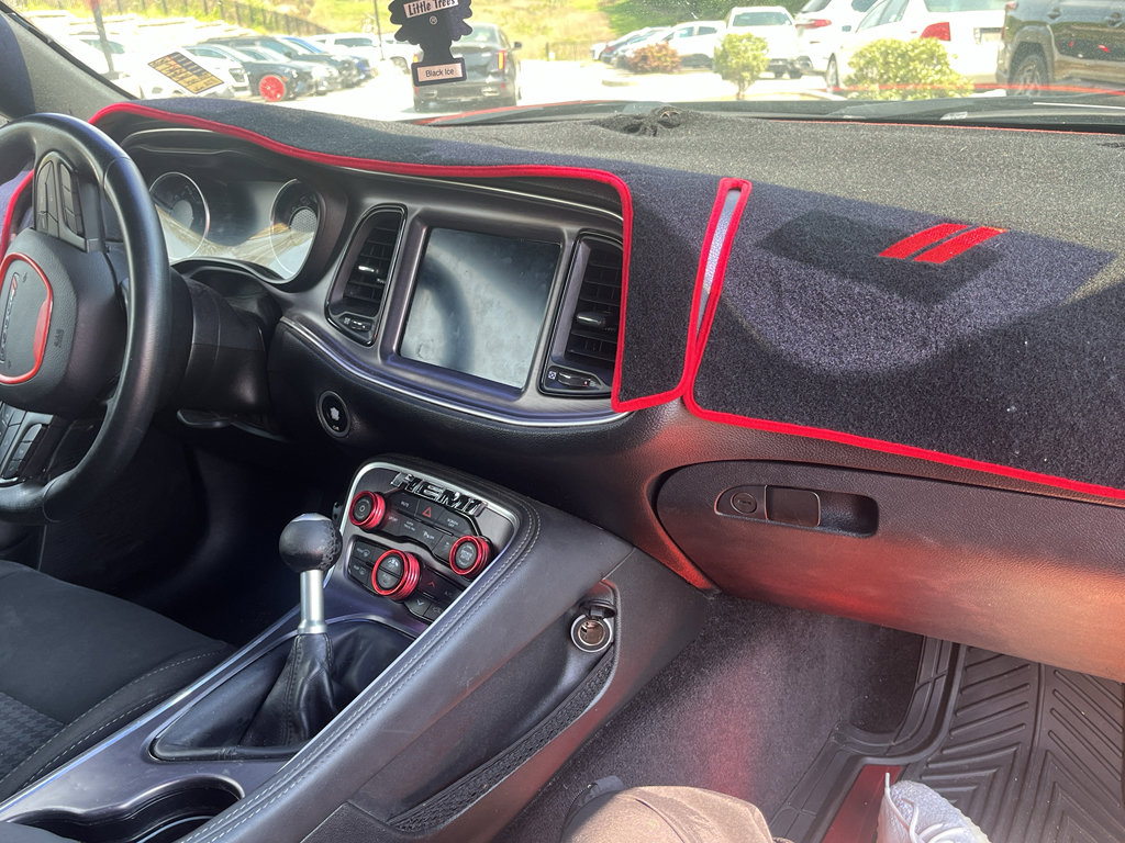 Used 2018 Dodge Challenger R/T w/ Performance Handling Group image 10