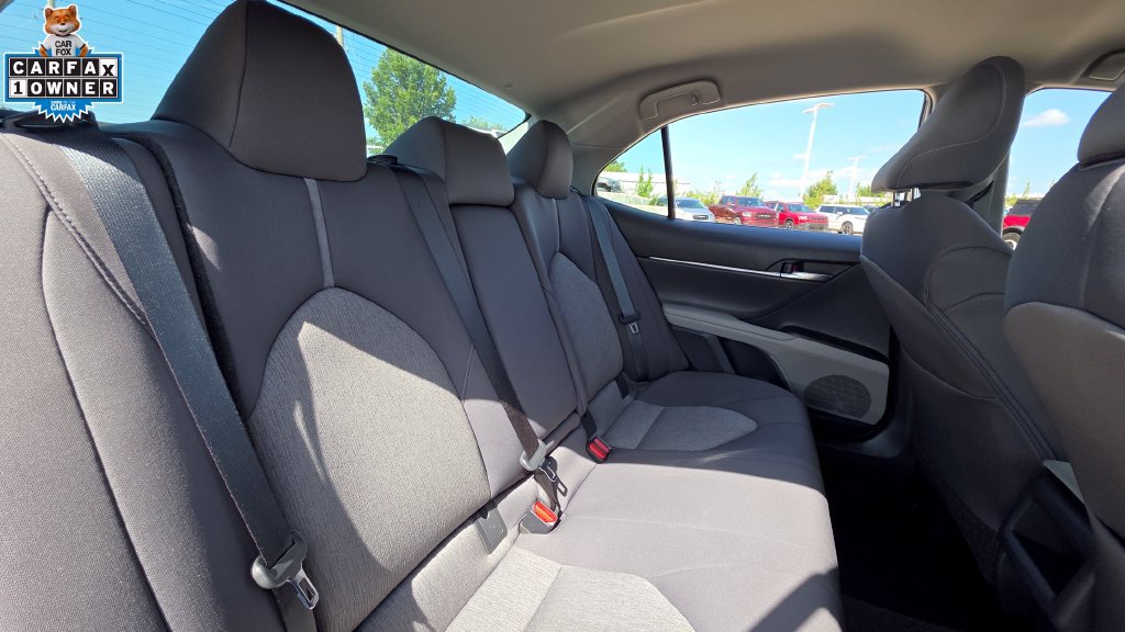 Used 2021 Toyota Camry LE w/ Convenience Package FWD image 14