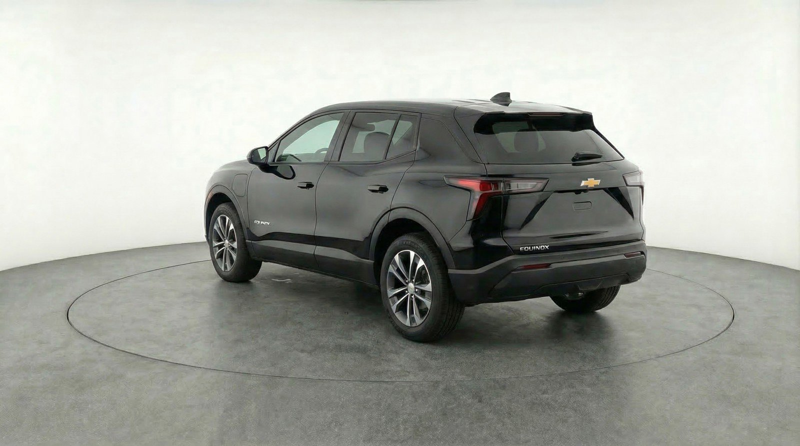 Used 2025 Chevrolet Equinox LT FWD image 6