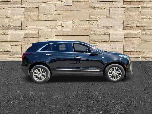 Certified 2022 Cadillac XT5 Premium Luxury AWD/4WD image 7