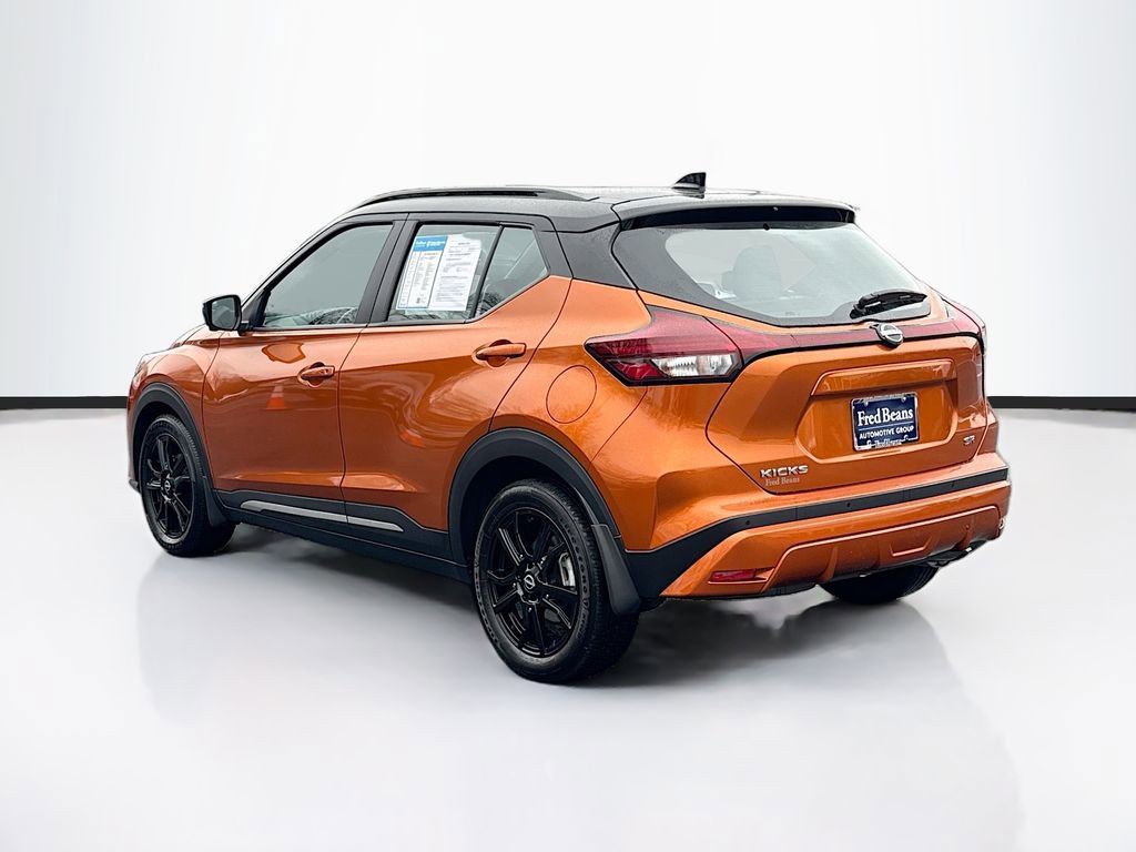Used 2023 Nissan Kicks SR w/ SR Premium Package image 6