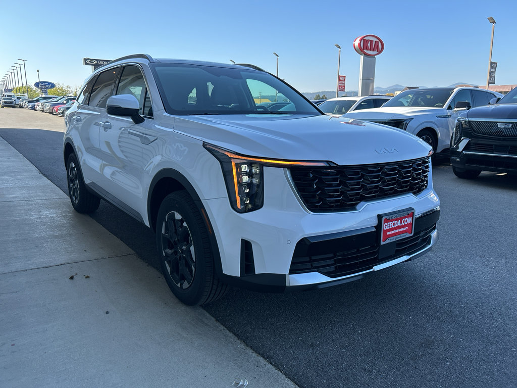New 2026 Kia Sorento S w/ S Panoramic Sunroof Package image 3