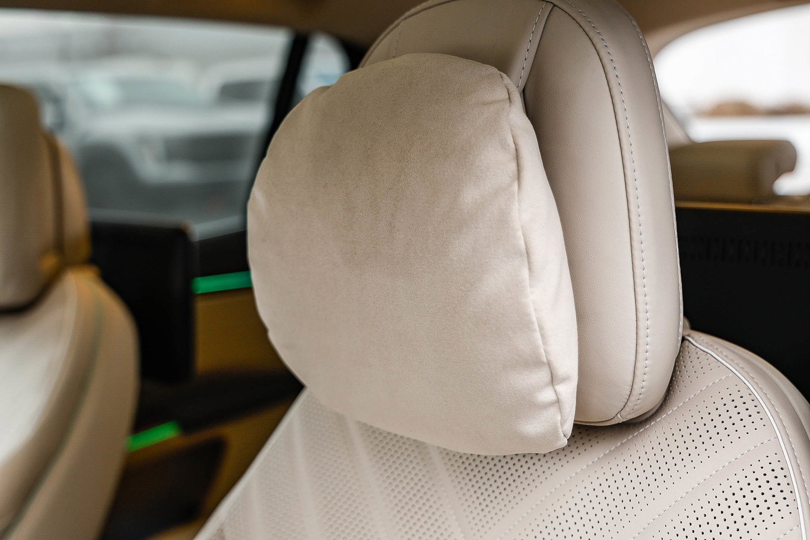 Certified 2023 Mercedes-Benz EQS 580 4MATIC SUV image 28