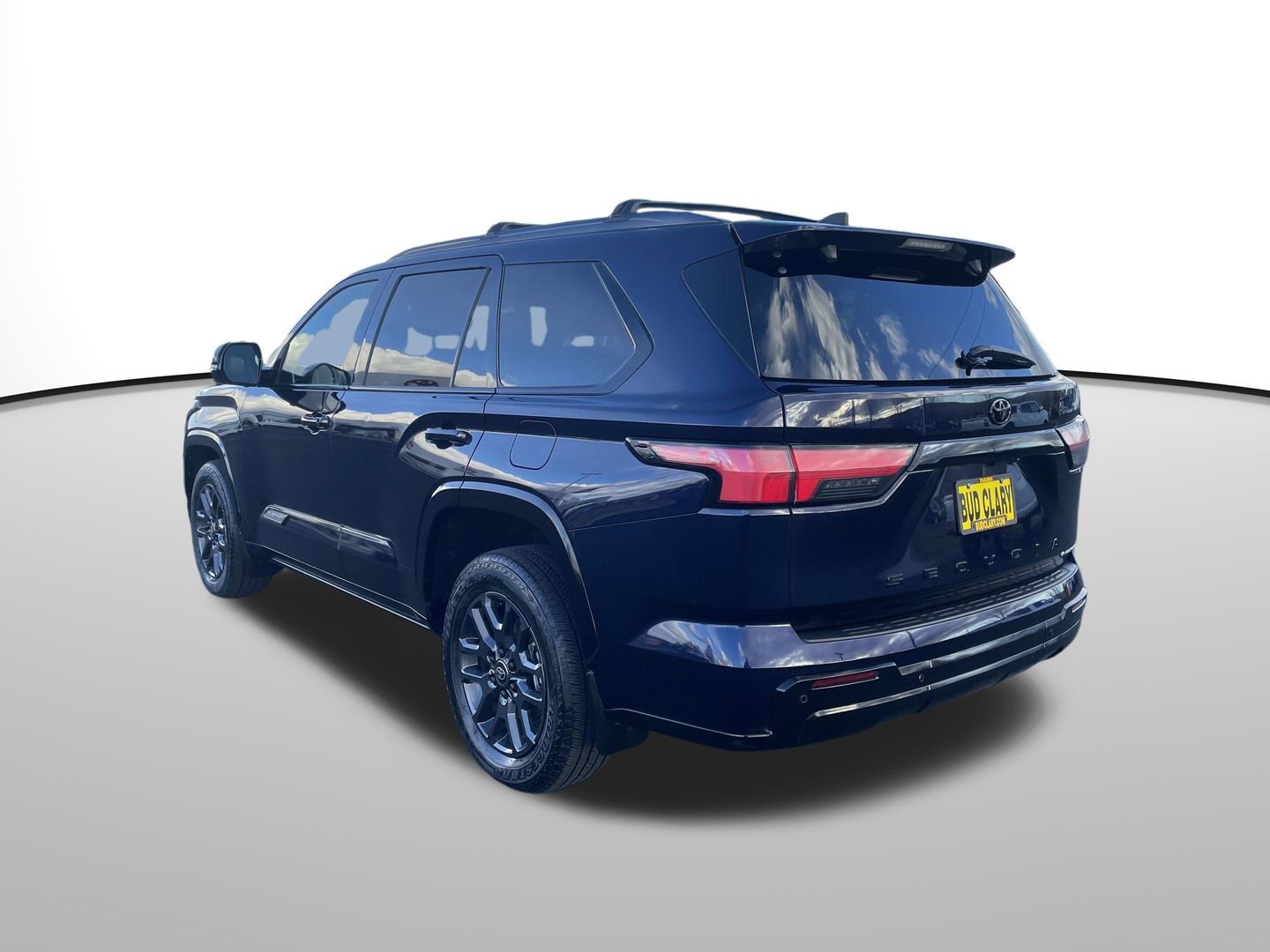 Certified 2025 Toyota Sequoia Platinum image 8