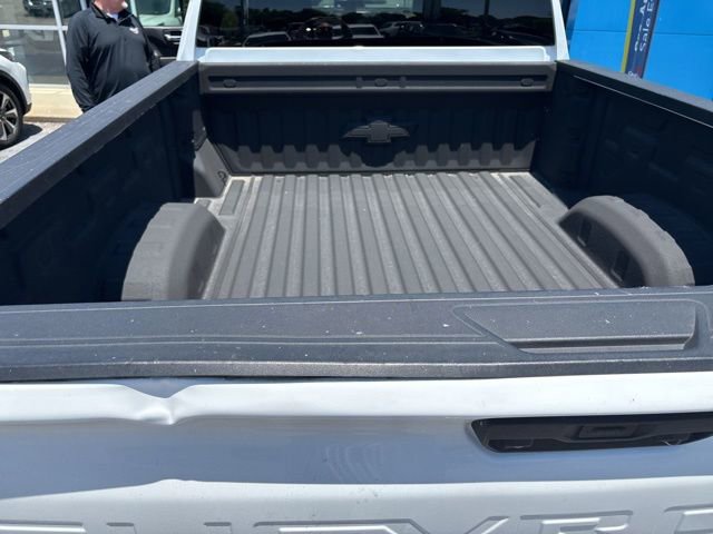 Used 2021 Chevrolet Silverado 2500 Custom w/ Custom Convenience Package AWD/4WD image 6