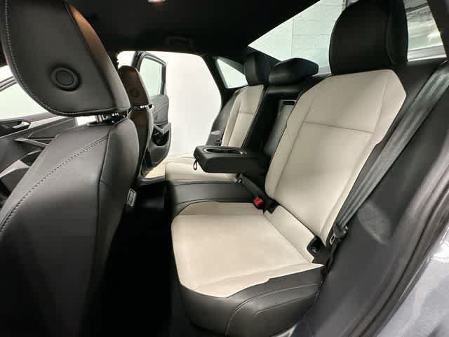 Used 2019 Volkswagen Jetta R-Line w/ R-Line Cold Weather Package FWD image 19