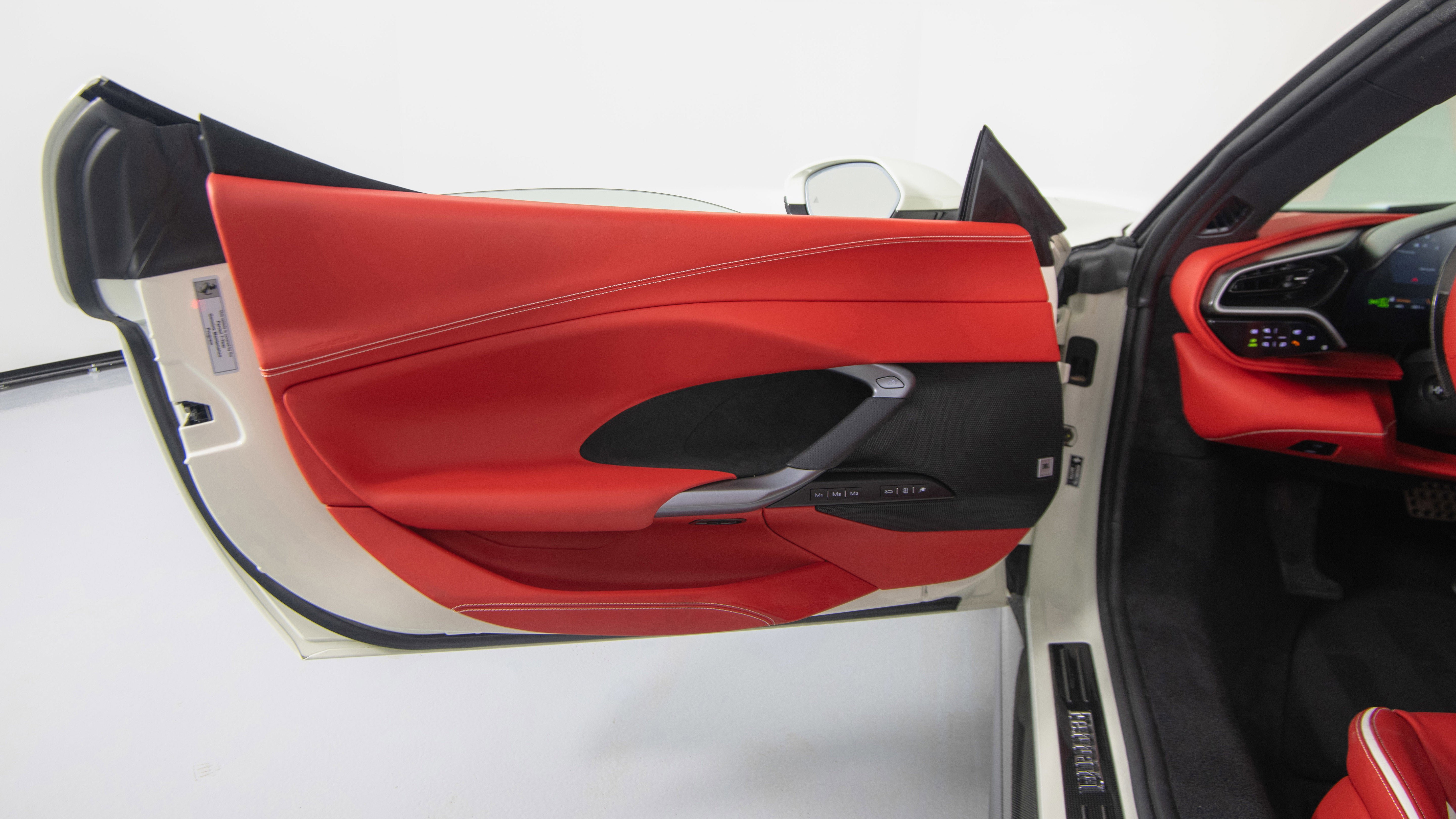 Certified 2025 Ferrari 296 GTS image 33