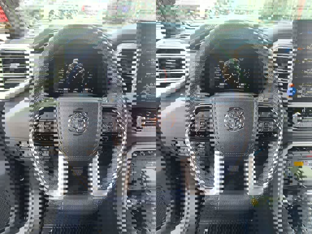 Used 2024 Toyota Tundra Platinum image 14