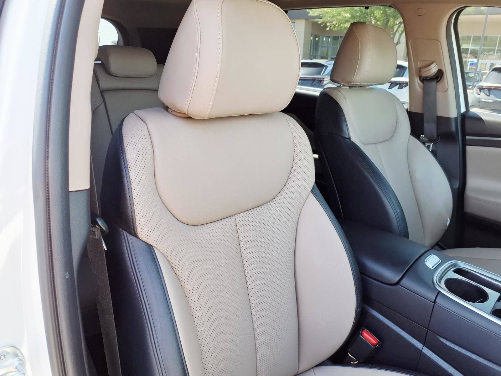 Certified 2023 Hyundai Santa Fe SEL Premium AWD/4WD image 12