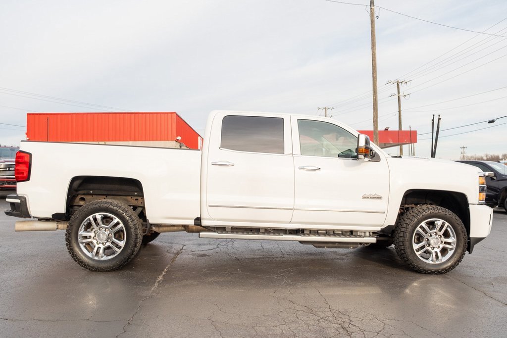 Used 2017 Chevrolet Silverado 2500 High Country w/ Duramax Plus Package image 36