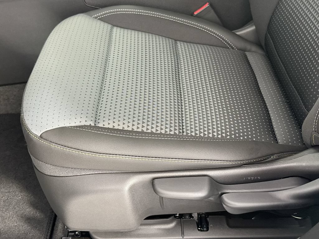 New 2026 Chevrolet Trax LT w/ Midnight Edition FWD image 20