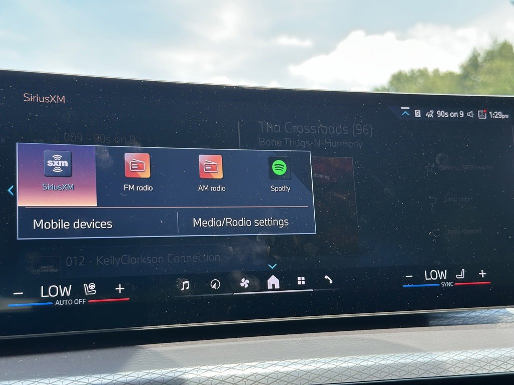 New 2025 BMW 330i xDrive Sedan image 40