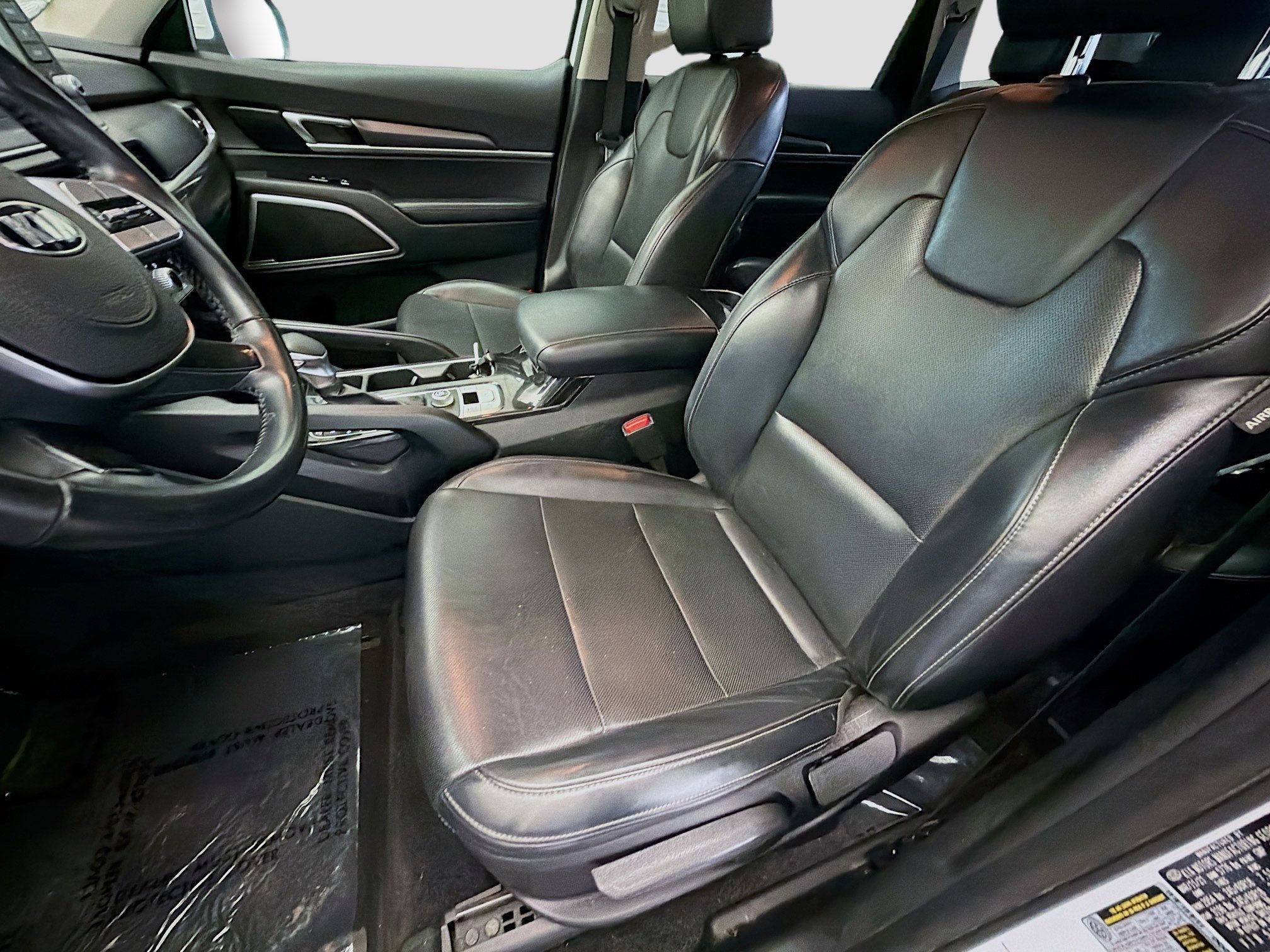 Used 2021 Kia Telluride LX FWD image 11