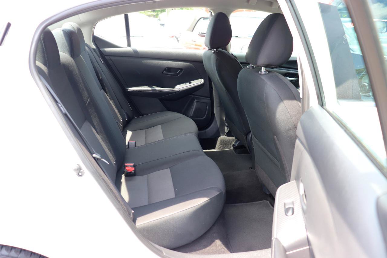 Used 2024 Nissan Sentra SV FWD image 13