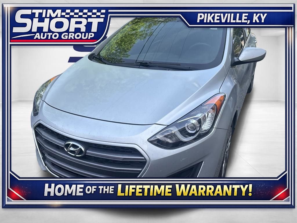 Used 2016 Hyundai Elantra GT FWD image 1