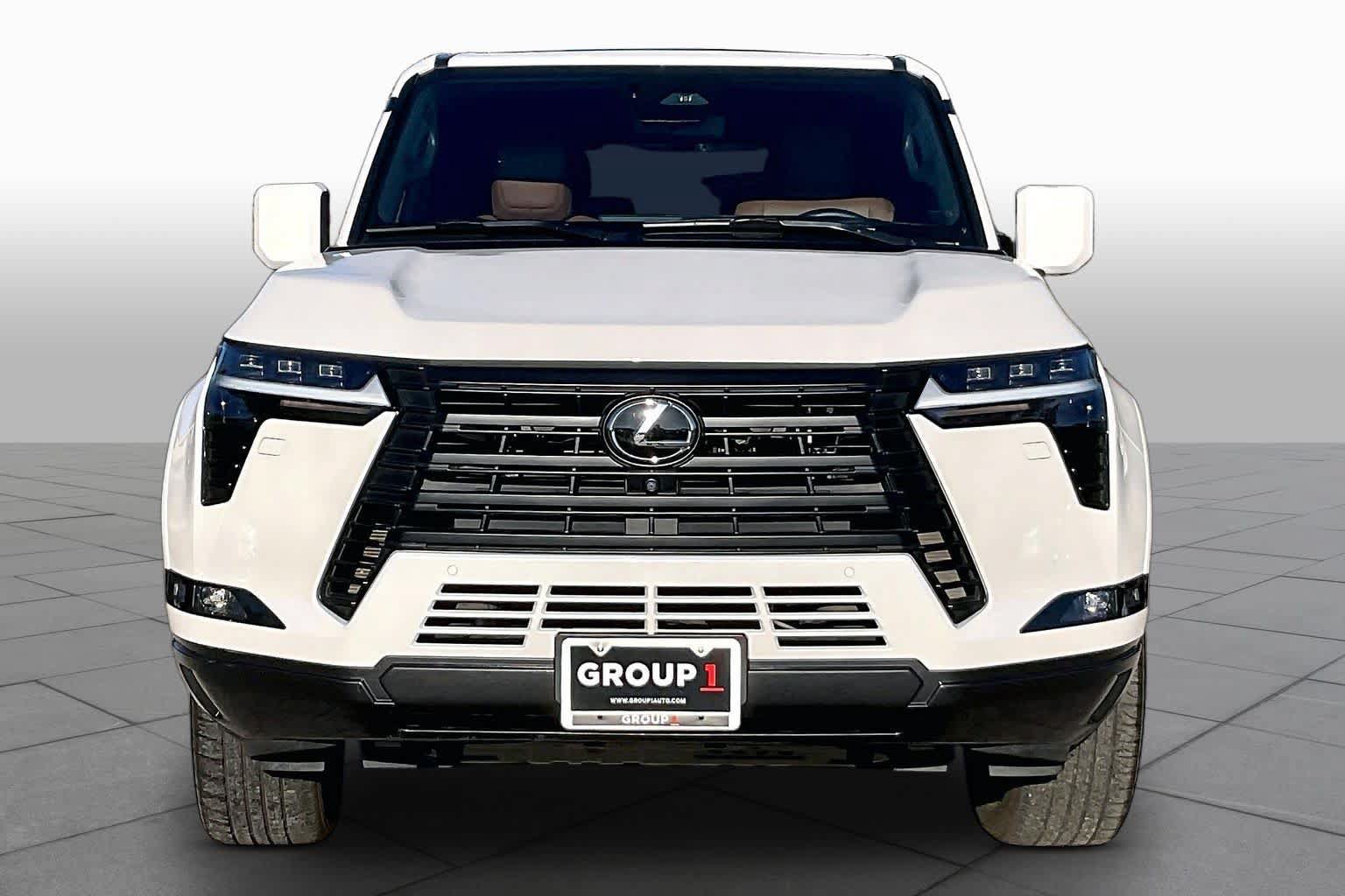 Used 2024 Lexus GX 550 w/ Accessory Package (Z1) AWD/4WD image 4