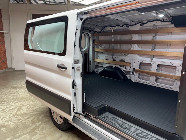 Used 2023 Ford Transit 250 Low Roof w/ Exterior Upgrade Package image 22