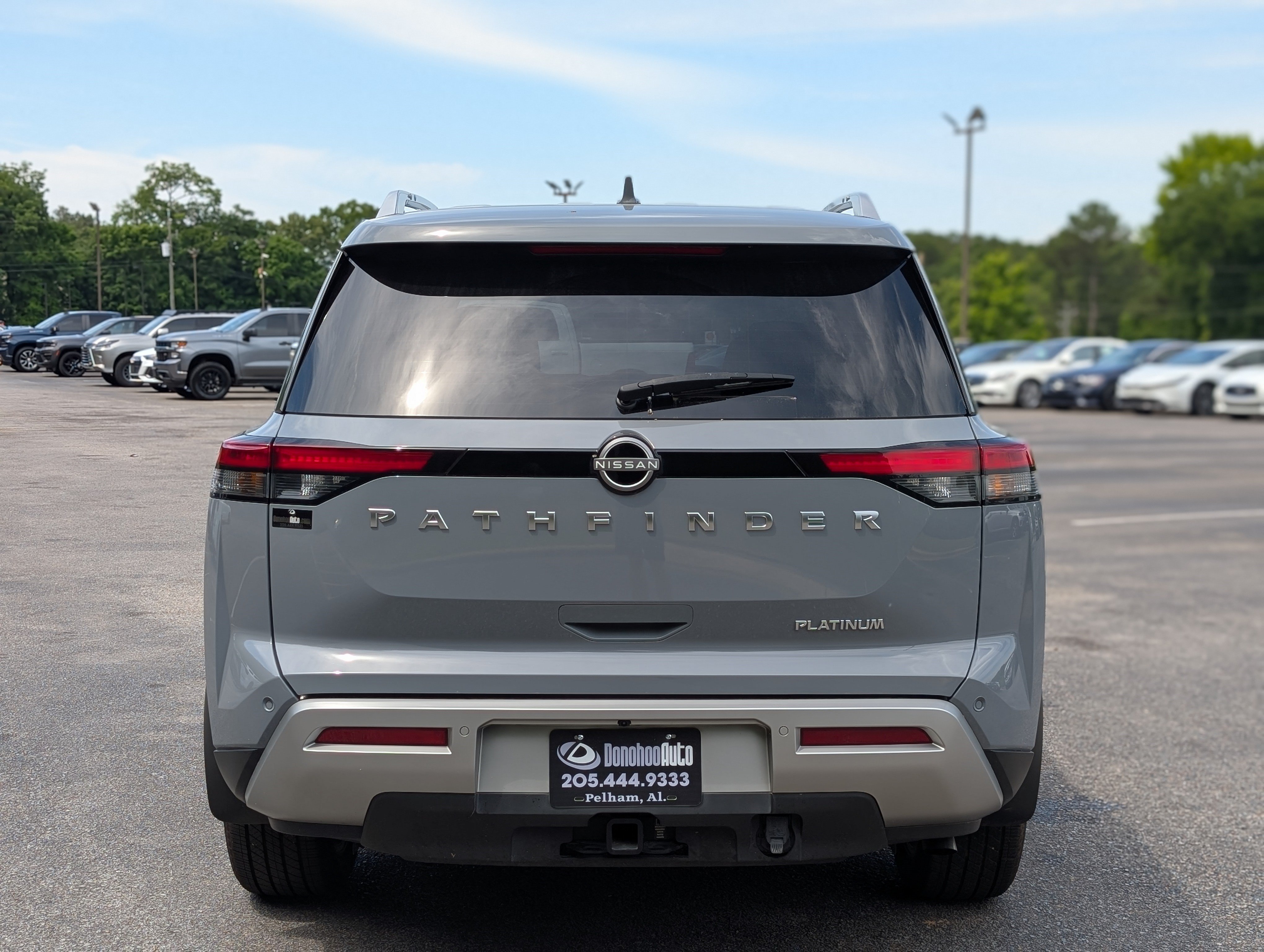 Used 2025 Nissan Pathfinder Platinum w/ Cargo Package FWD image 8