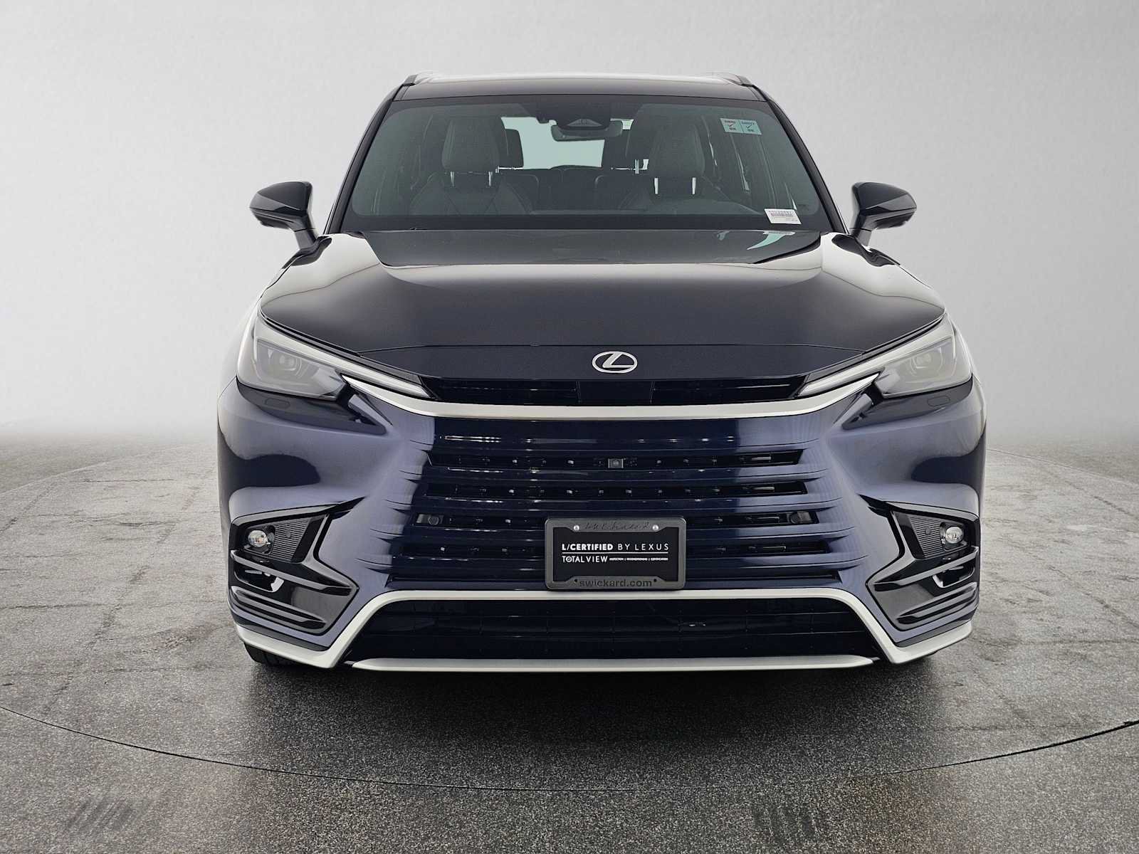 Certified 2024 Lexus TX 500h AWD w/ Technology Package image 8