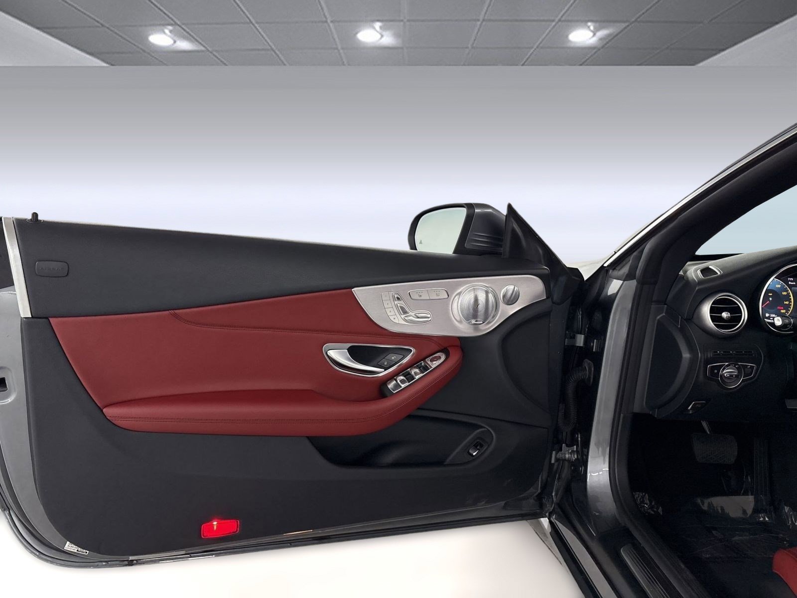 Used 2021 Mercedes-Benz C 300 Cabriolet image 18