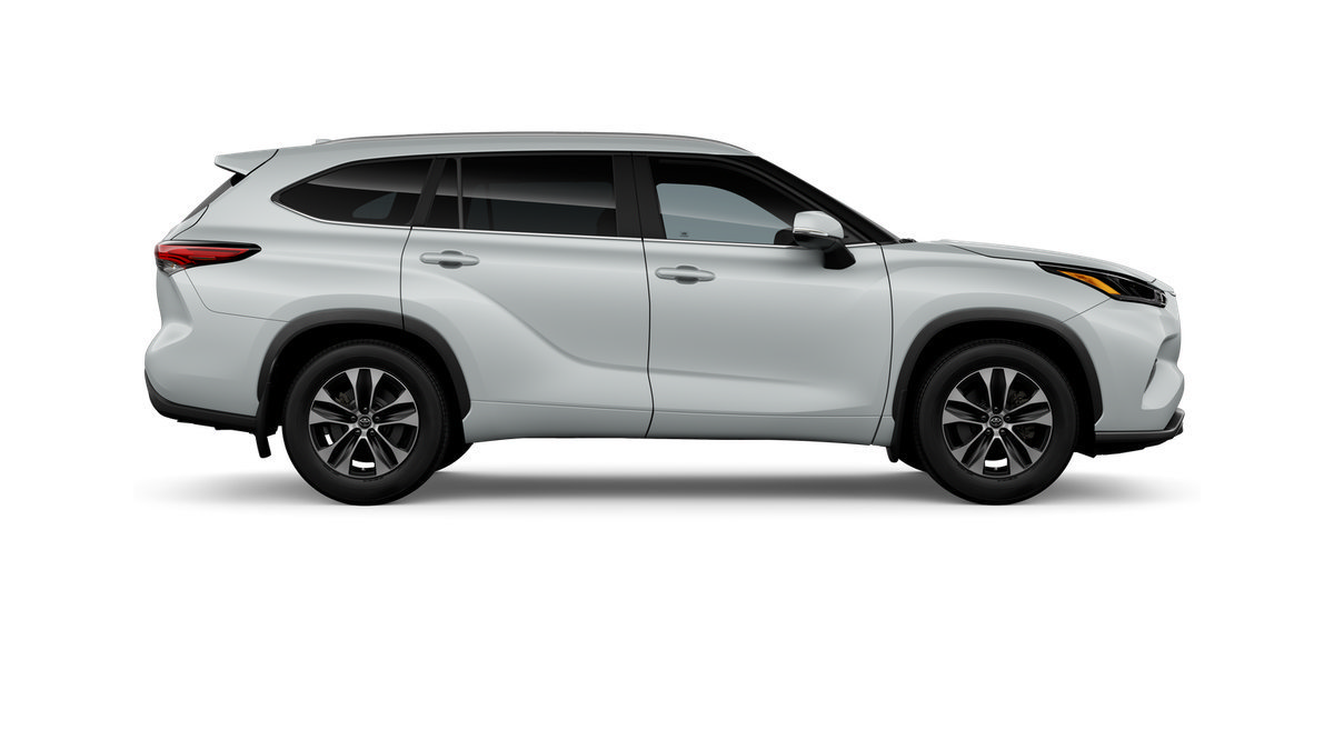 New 2026 Toyota Highlander AWD image 12