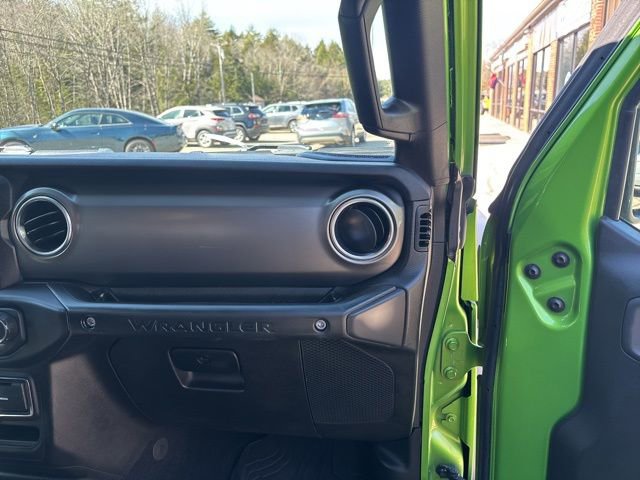 Used 2019 Jeep Wrangler Unlimited Rubicon image 27