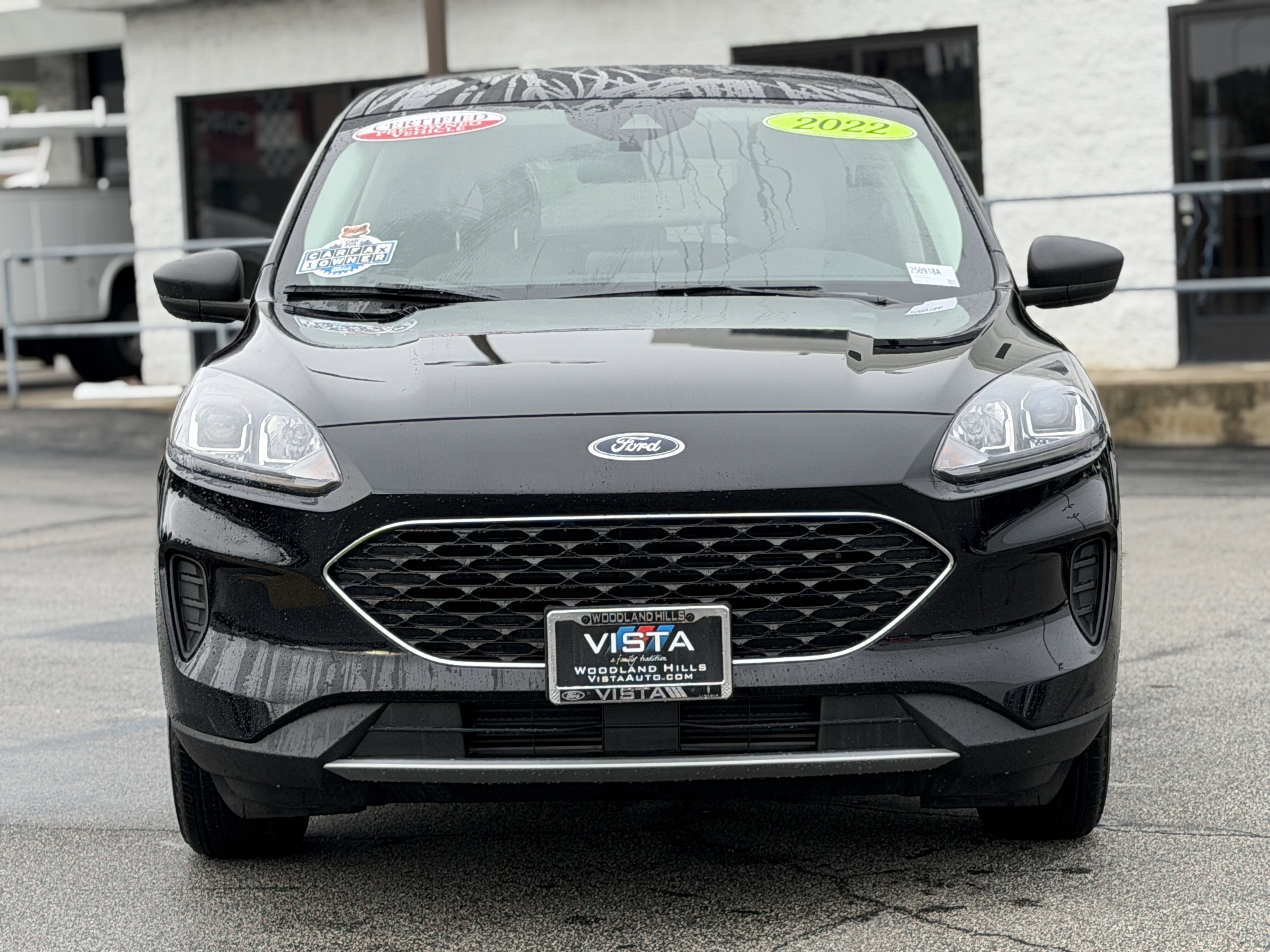 Certified 2022 Ford Escape SE image 2