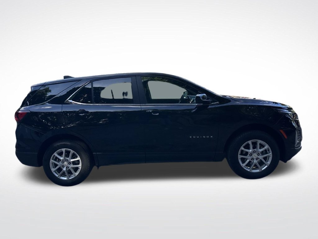 Used 2024 Chevrolet Equinox LT w/ LPO, Floor Liner Package AWD/4WD image 7