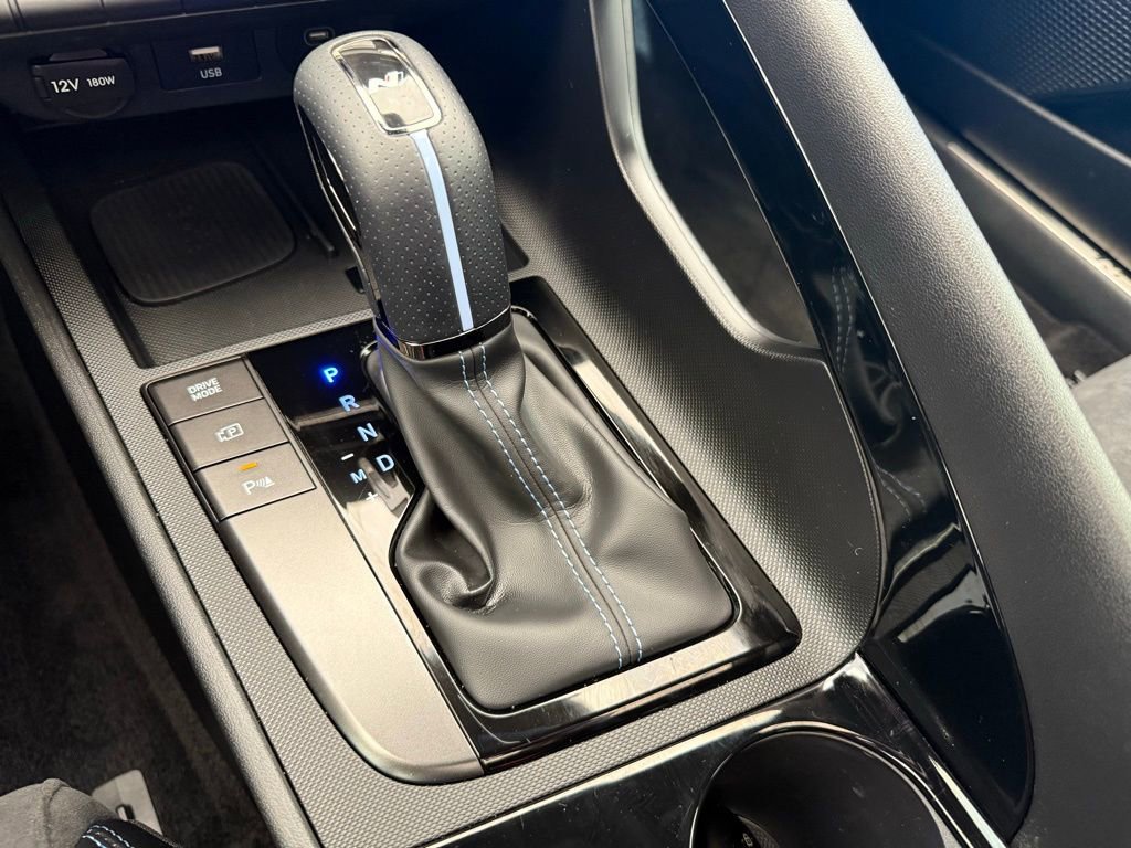 Used 2025 Hyundai Elantra N FWD image 32