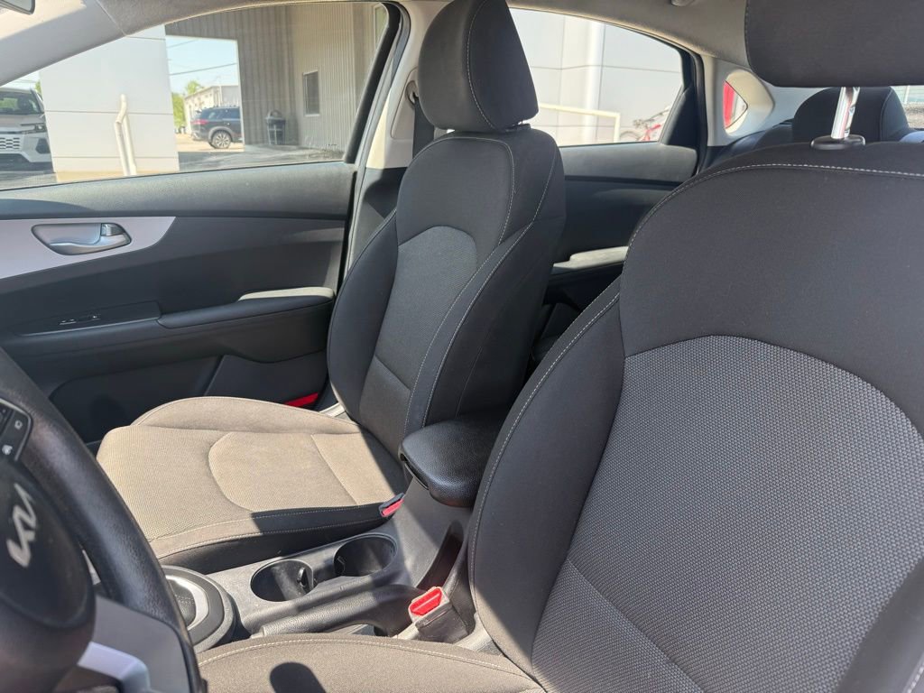 Used 2024 Kia Forte LXS FWD image 10
