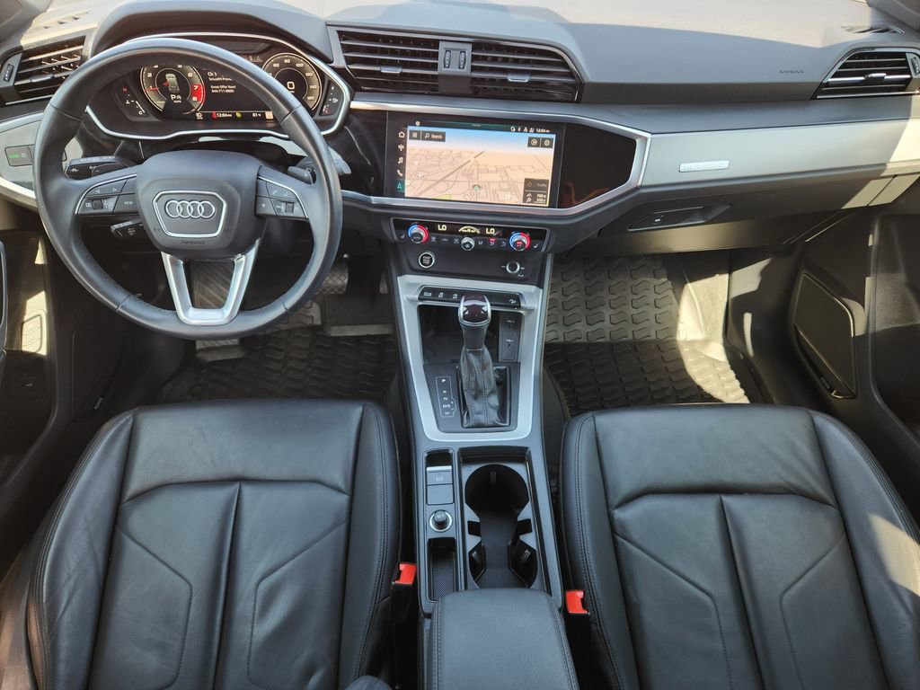 Used 2023 Audi Q3 2.0T Premium Plus image 32