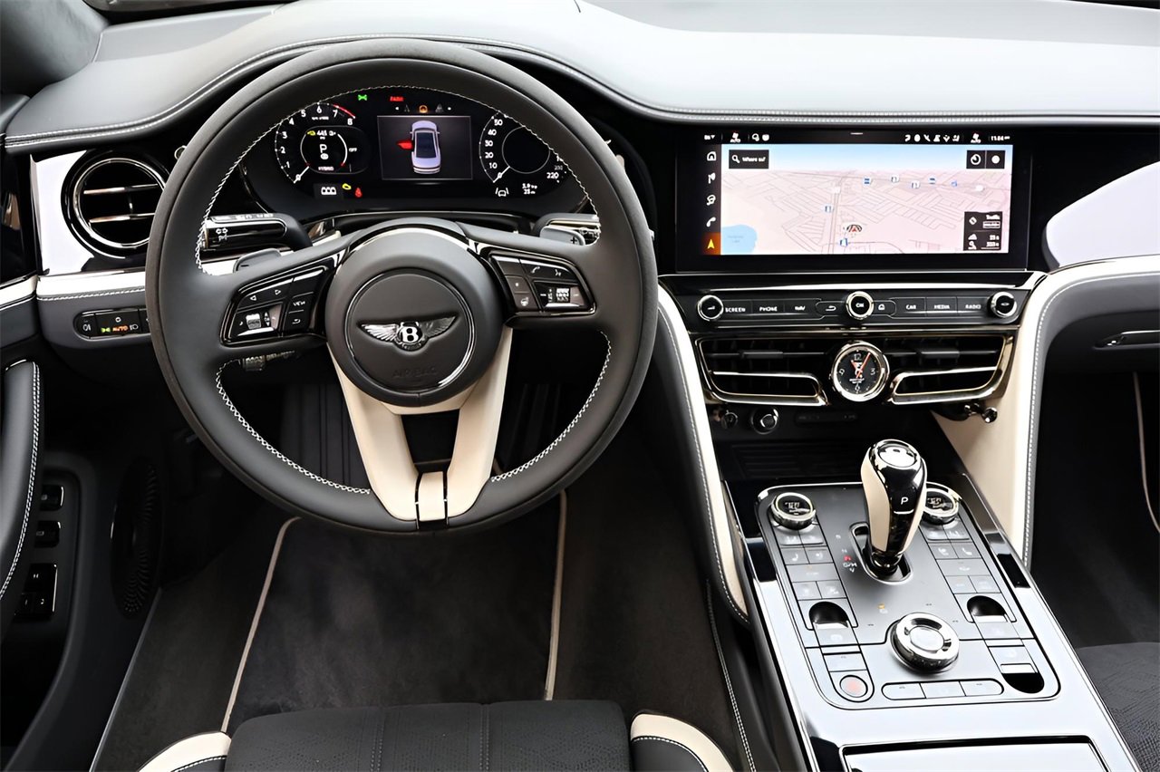 New 2025 Bentley Flying Spur Plug-In Hybrid image 17