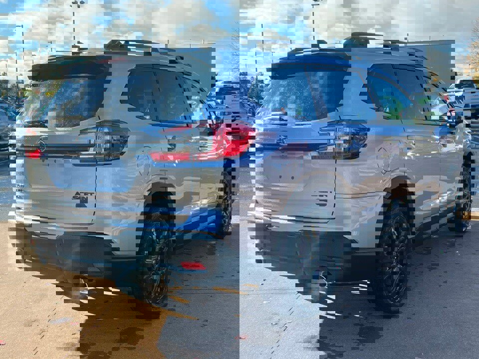 New 2025 Subaru Ascent Bronze Edition image 11