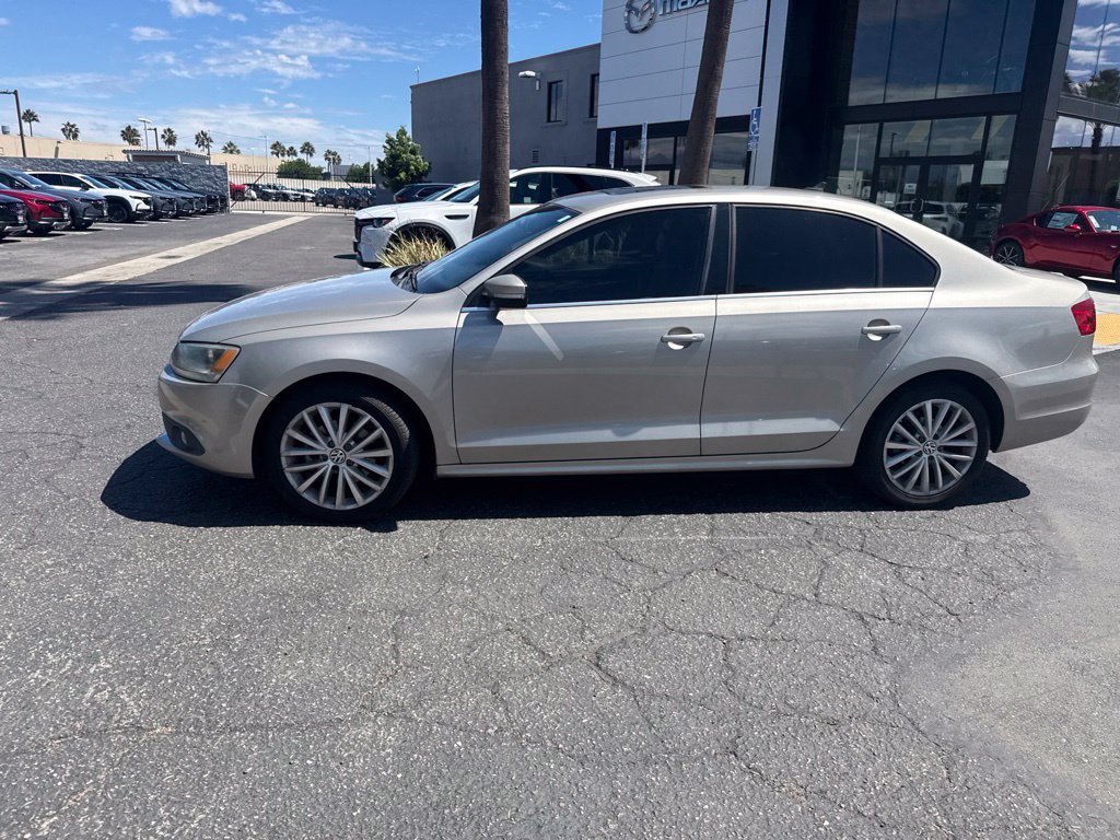 Used 2013 Volkswagen Jetta SEL FWD image 7