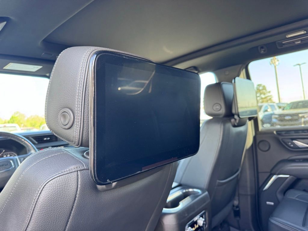Used 2021 GMC Yukon Denali w/ Denali Ultimate Package image 30