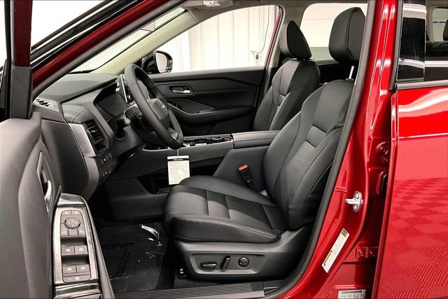 New 2026 Nissan Rogue SV image 10