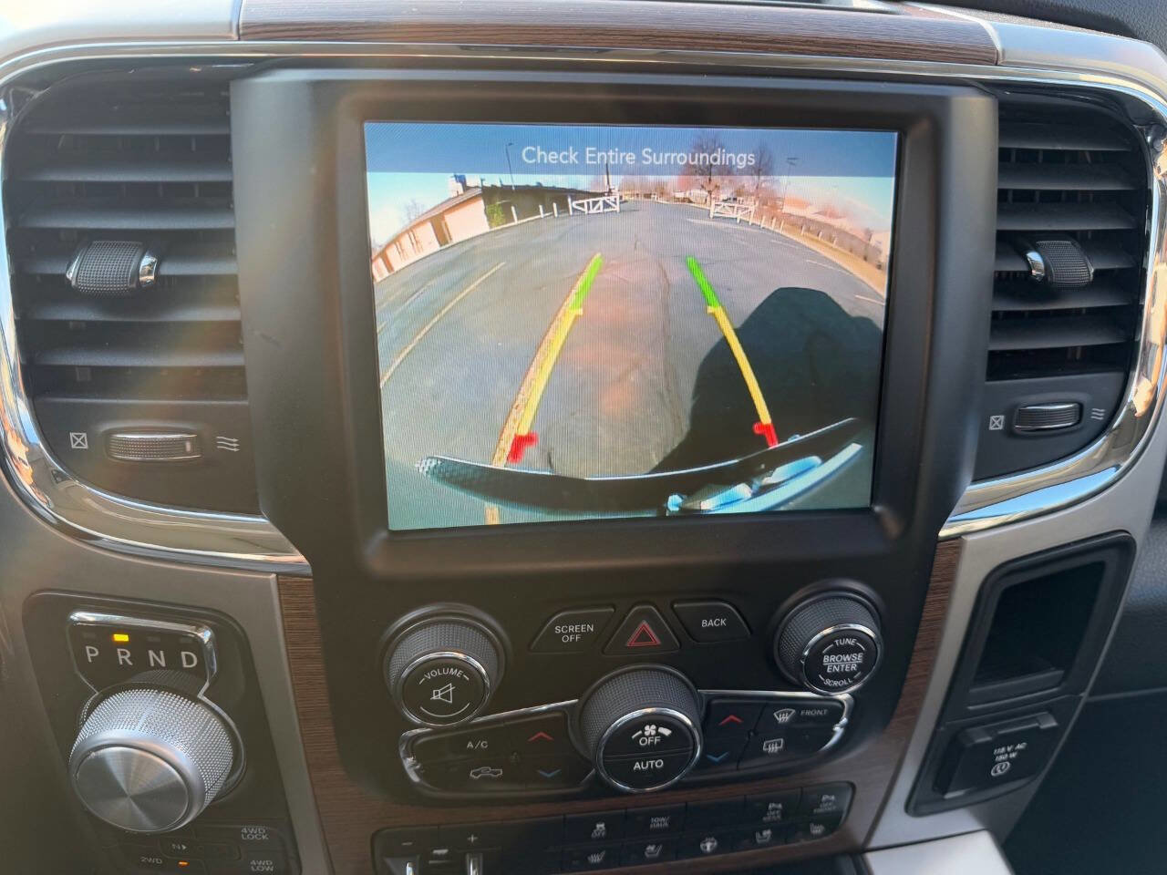 Used 2017 RAM 1500 Laramie w/ Convenience Group image 11