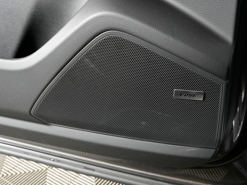 Certified 2026 Porsche Cayenne AWD/4WD image 17