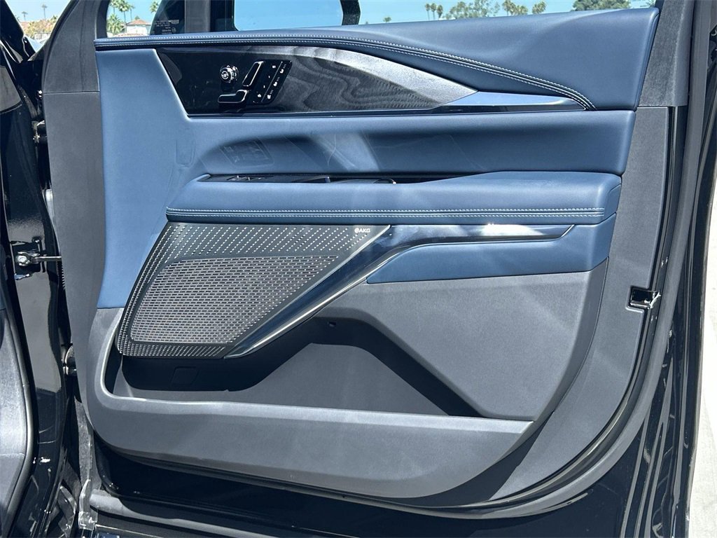 New 2026 Cadillac Escalade IQL Sport 2 image 33