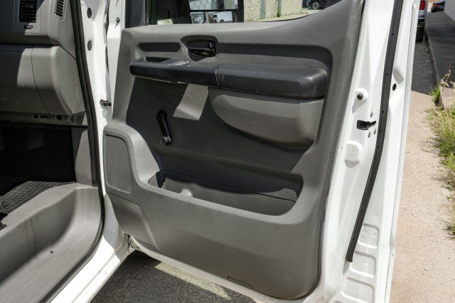 Used 2013 Nissan NV 2500 S w/ Side Curtain Airbag Pkg image 33