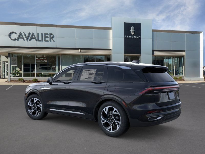 Used 2026 Lincoln Nautilus Premier w/ Equipment Group 102A AWD/4WD image 4