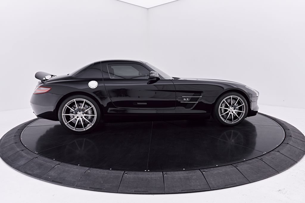 Used 2012 Mercedes-Benz SLS AMG Coupe image 19
