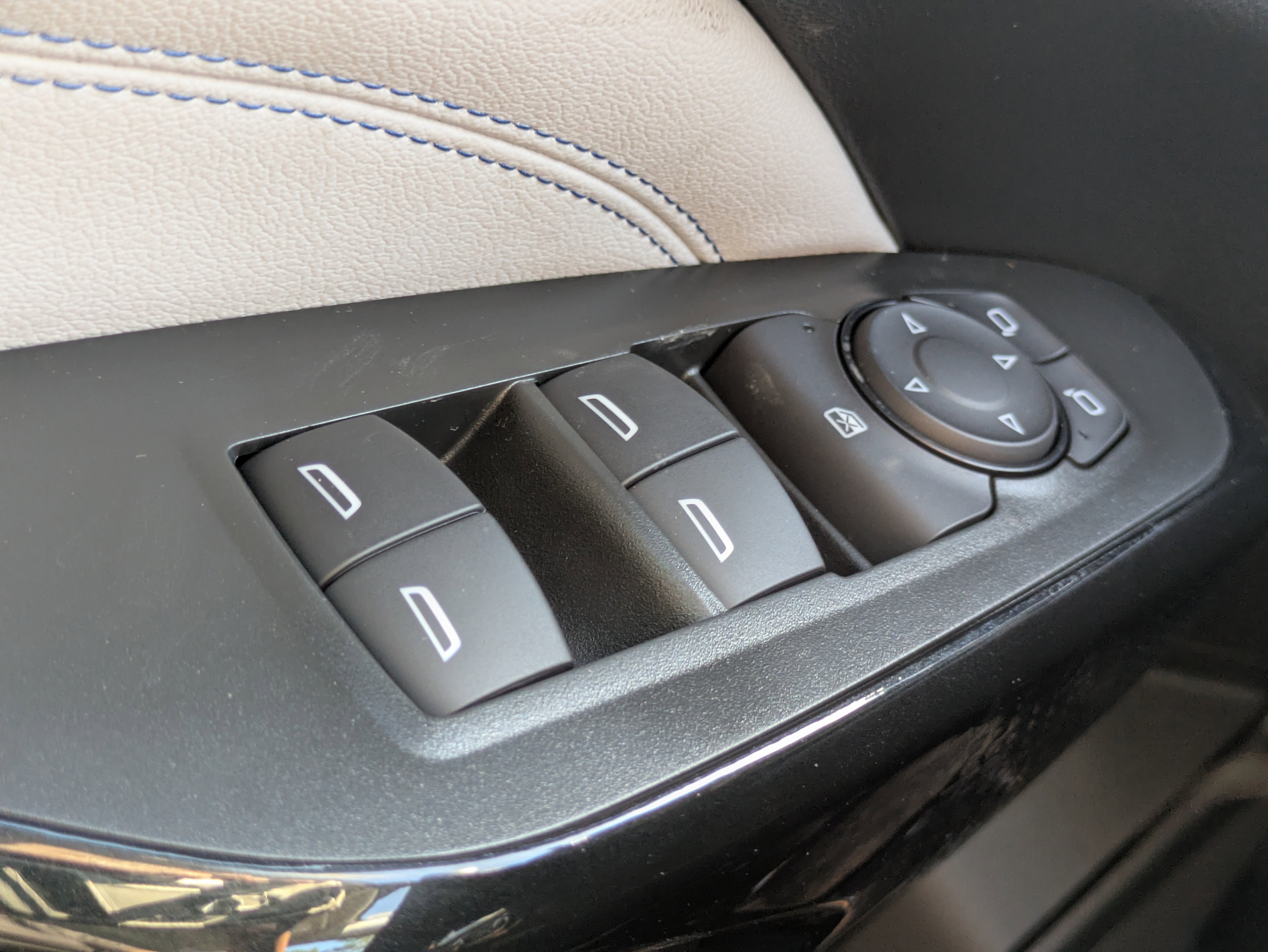 New 2026 Chevrolet Trax LT w/ Driver Confidence Package image 14