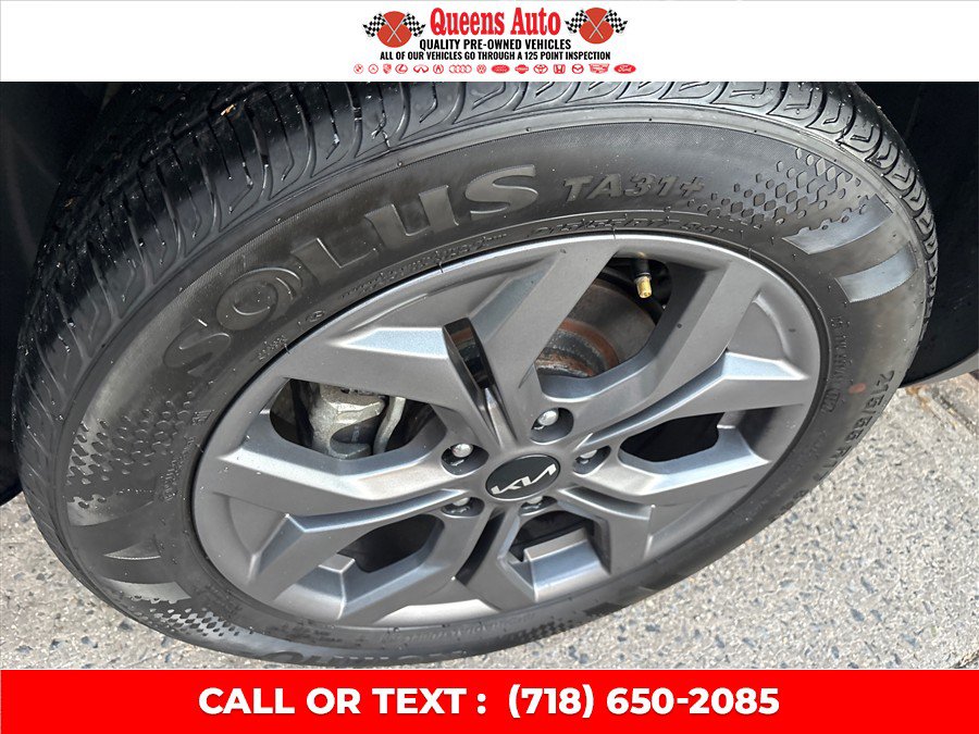 Used 2023 Kia Seltos LX AWD/4WD image 24