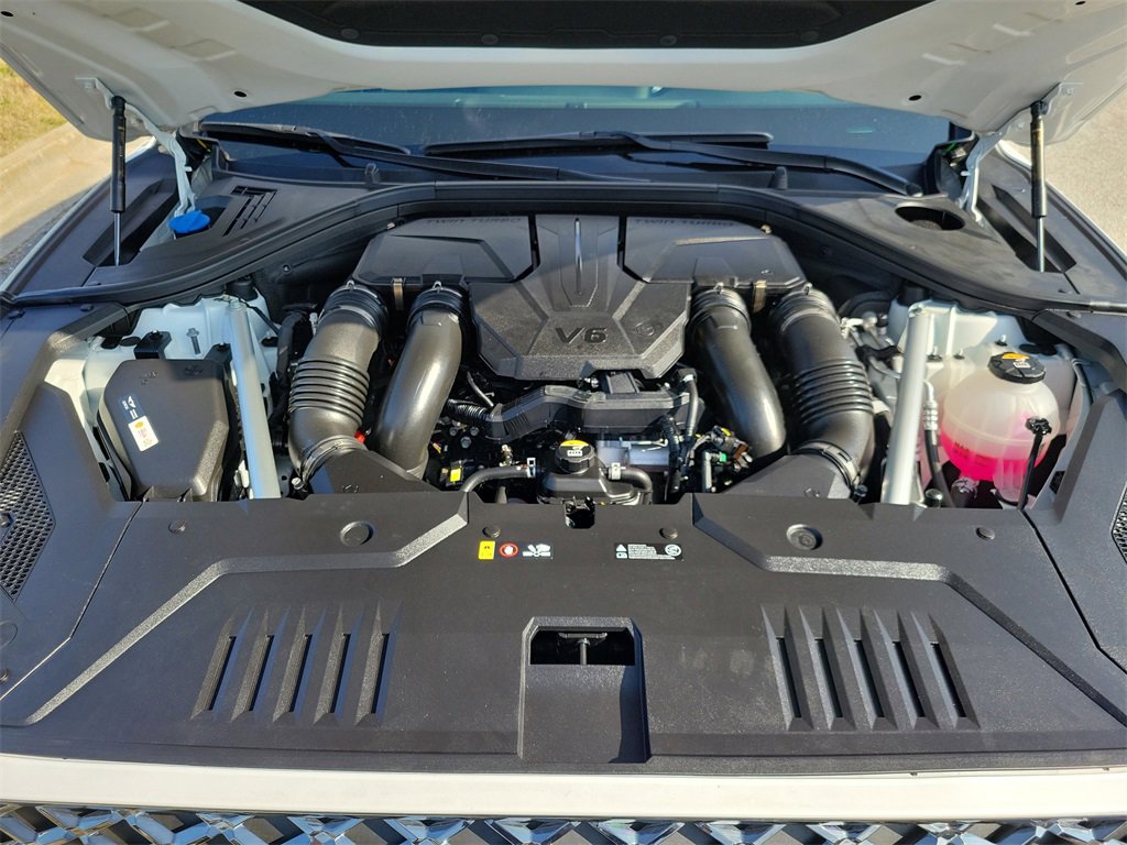 Used 2024 Genesis GV70 3.5T Sport image 40