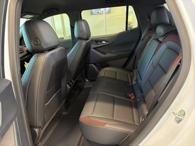 New 2026 Chevrolet Equinox RS w/ Safety and Technology Package AWD/4WD image 22